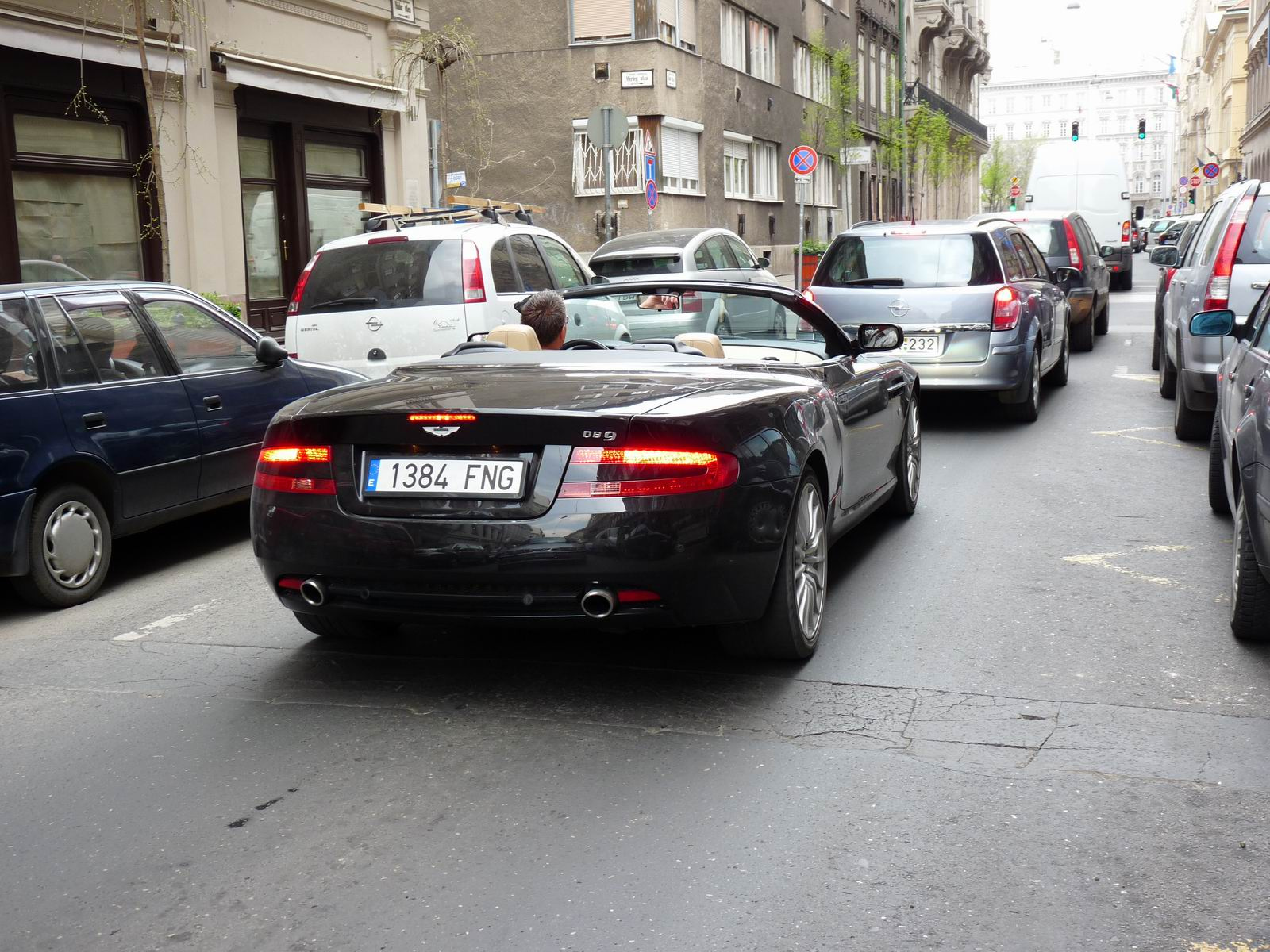 Aston Martin DB9 Volante