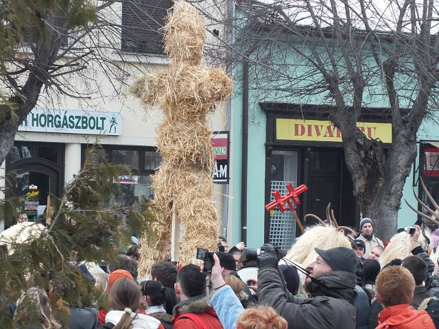 mohács busó kisze