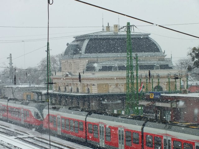 királyi váró a hídról