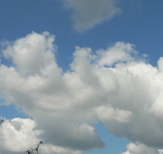 w-felhő2