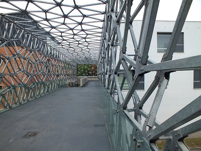 Pécs- Zsolnay-negyed - híd