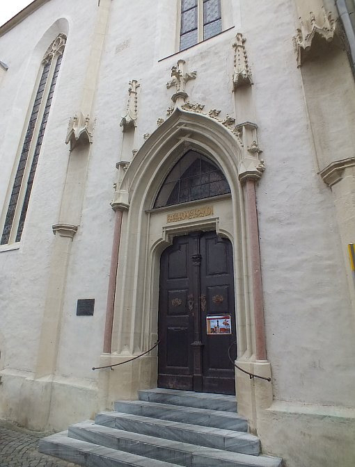 Krems - kápolna bejárat