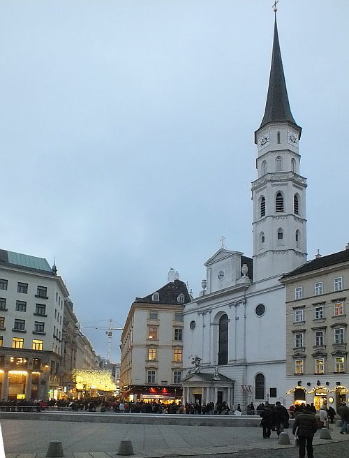Wien - michaelerplatz-kirche