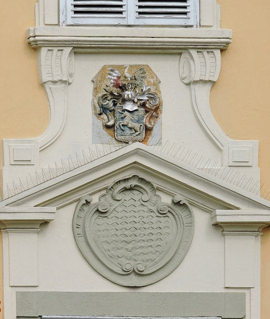 Győr - copf ház-címer