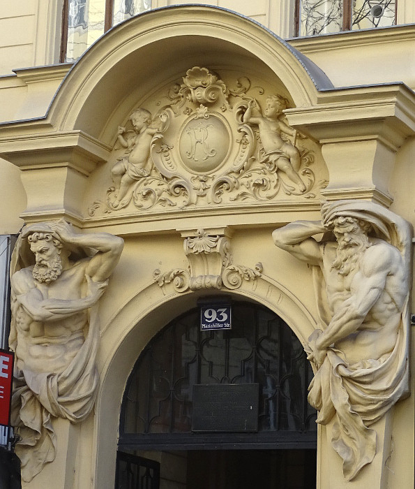 advent-Bécs- mariahilfer- épületdísz4-a