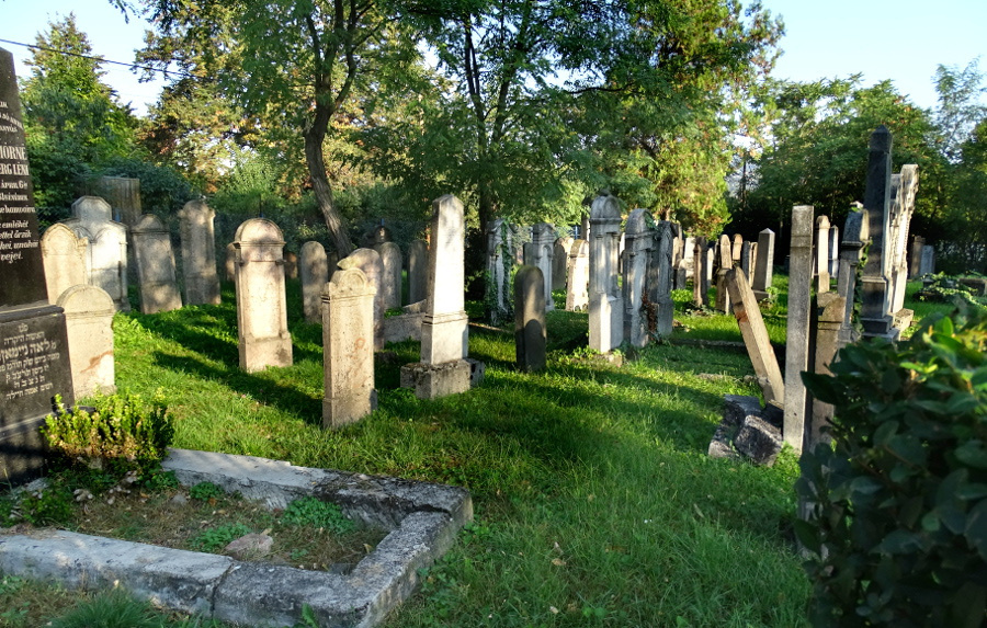 Szentendre - régi iz-temető