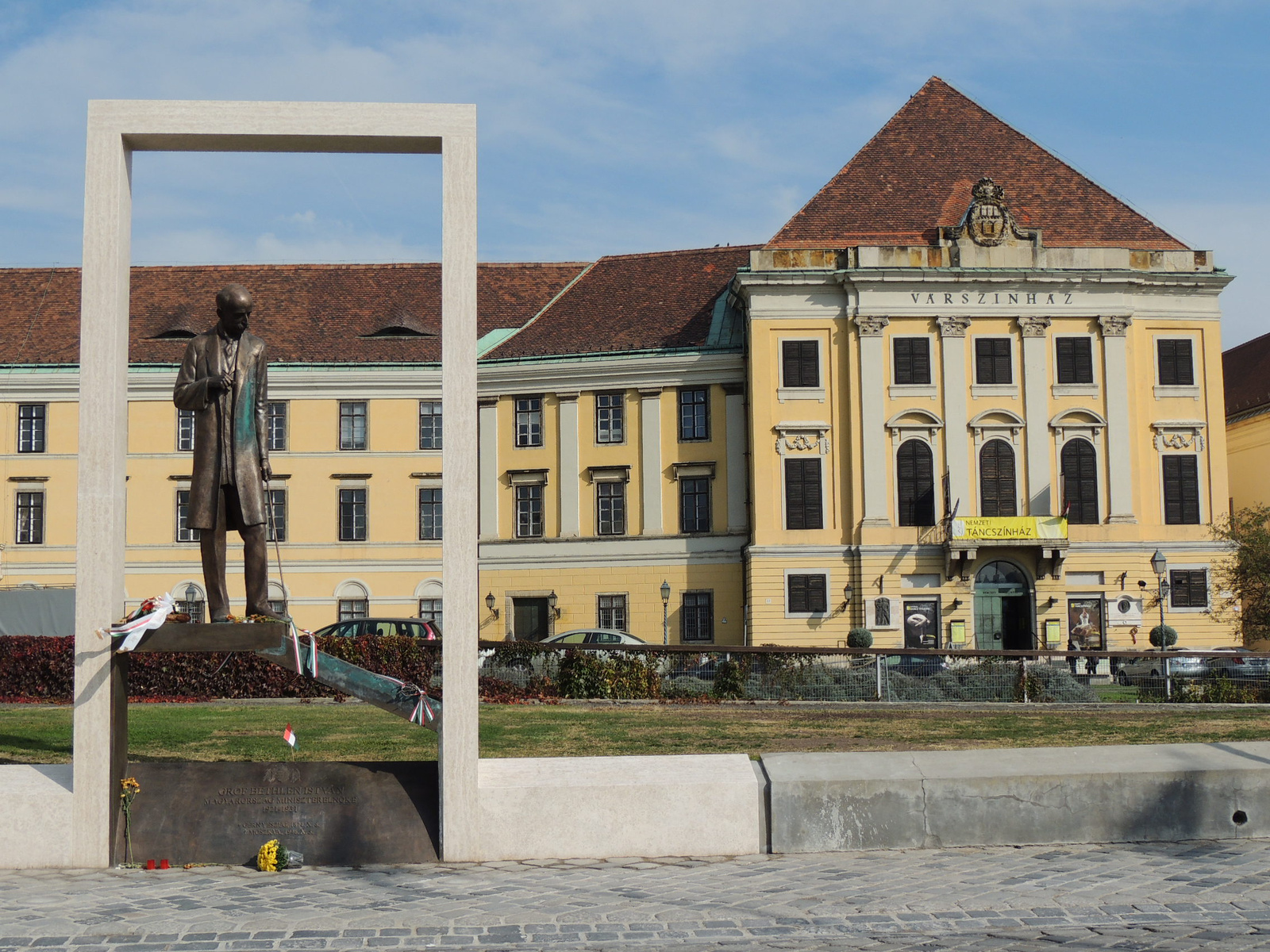 002 Bethlen István új szobra