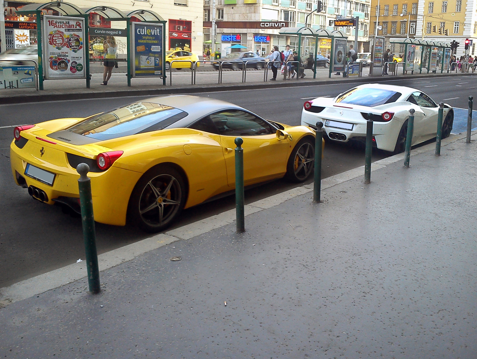 Ferrari 458 - Corvin sétány