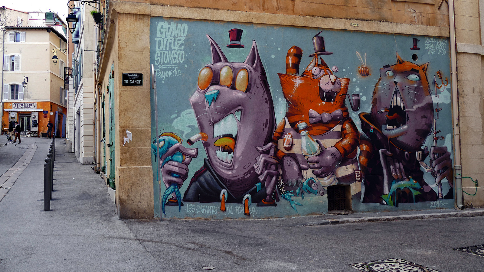 Costa - Marseille - Rue Trigance graffiti