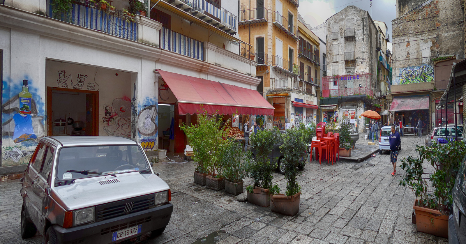 Costa - Palermo -Mercato Vucciria Via Coltellieri