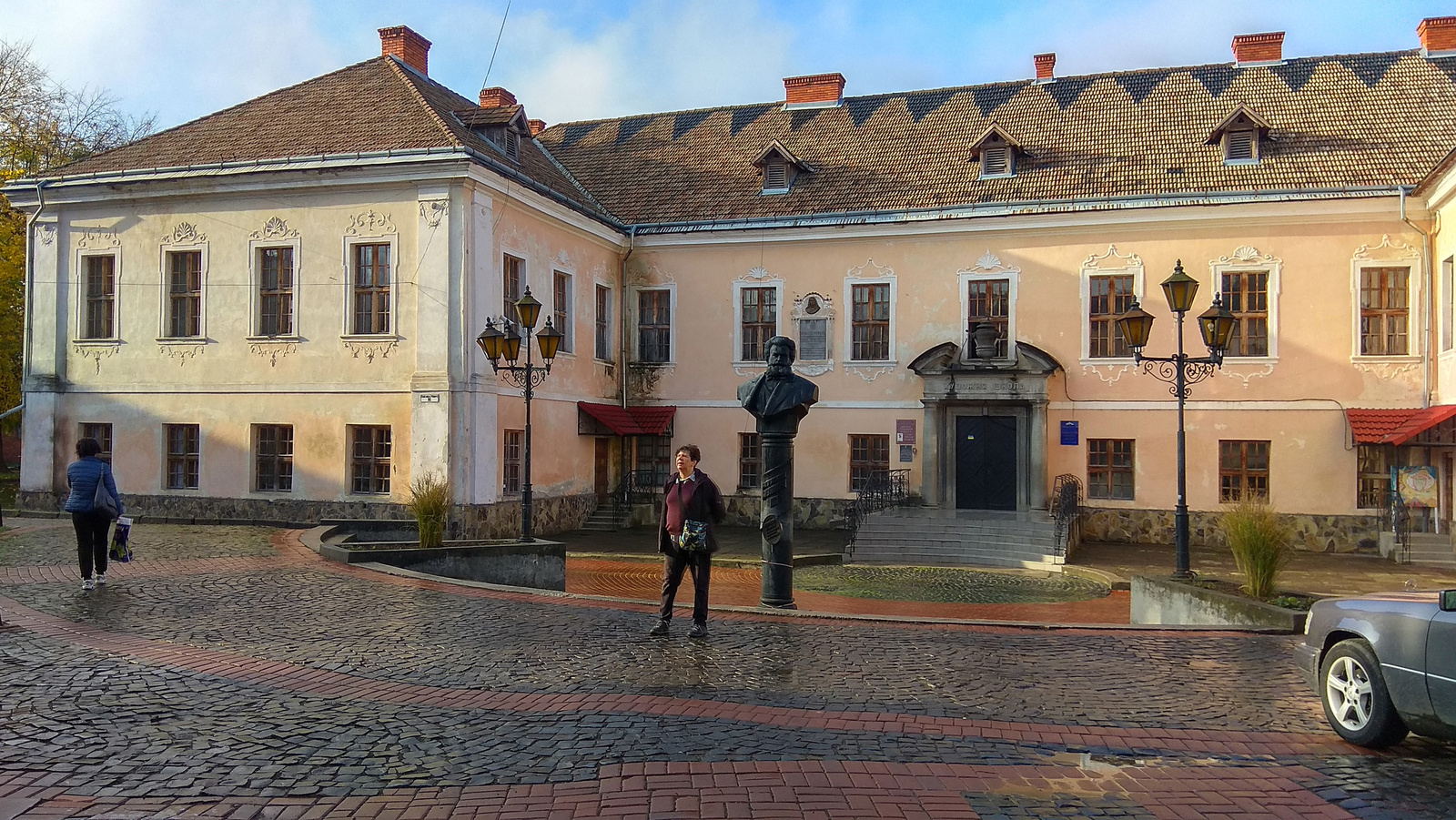 Munkács - Rákóczi Palace (White House)