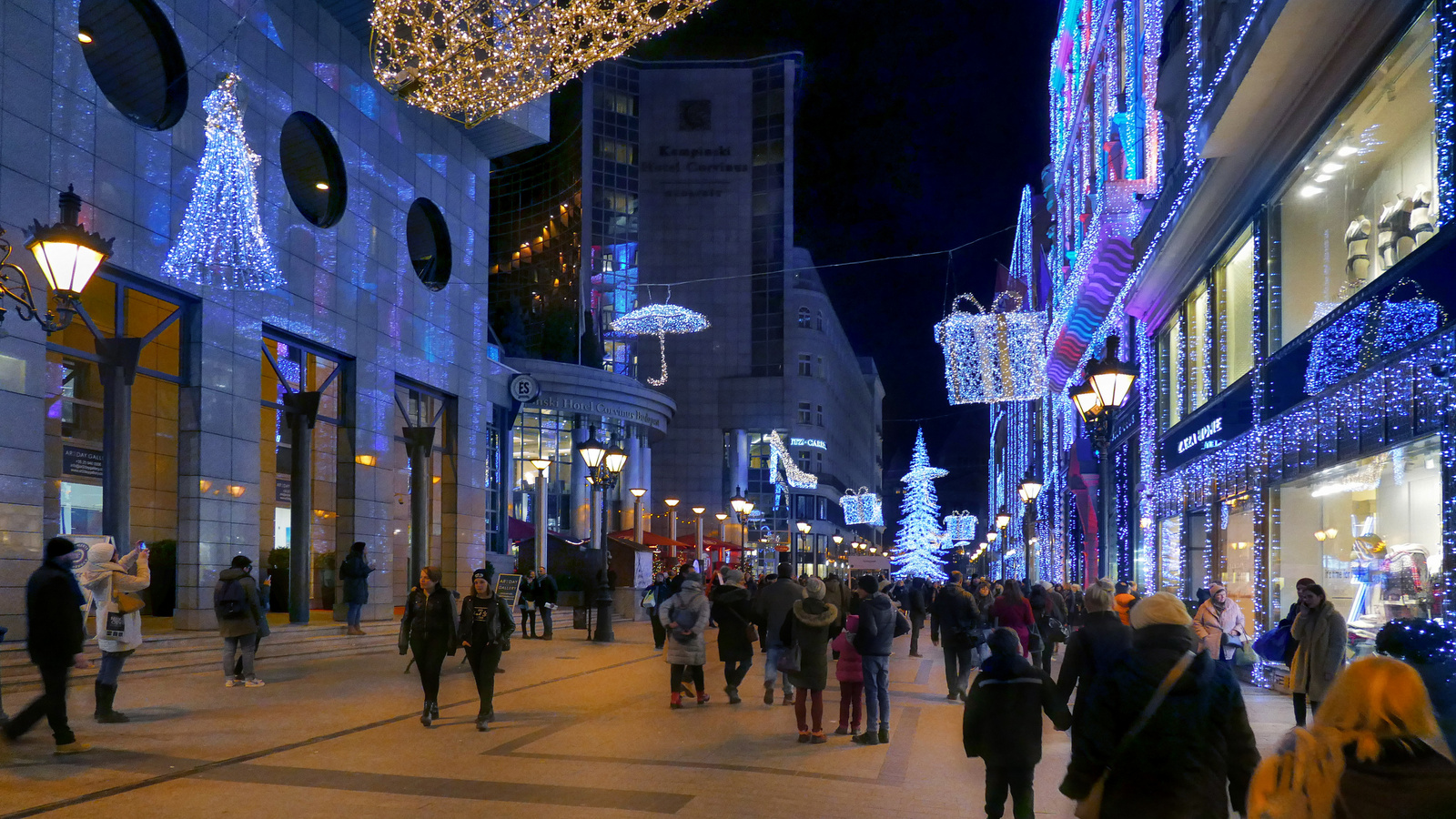 Karácsony - Deák Ferenc utca