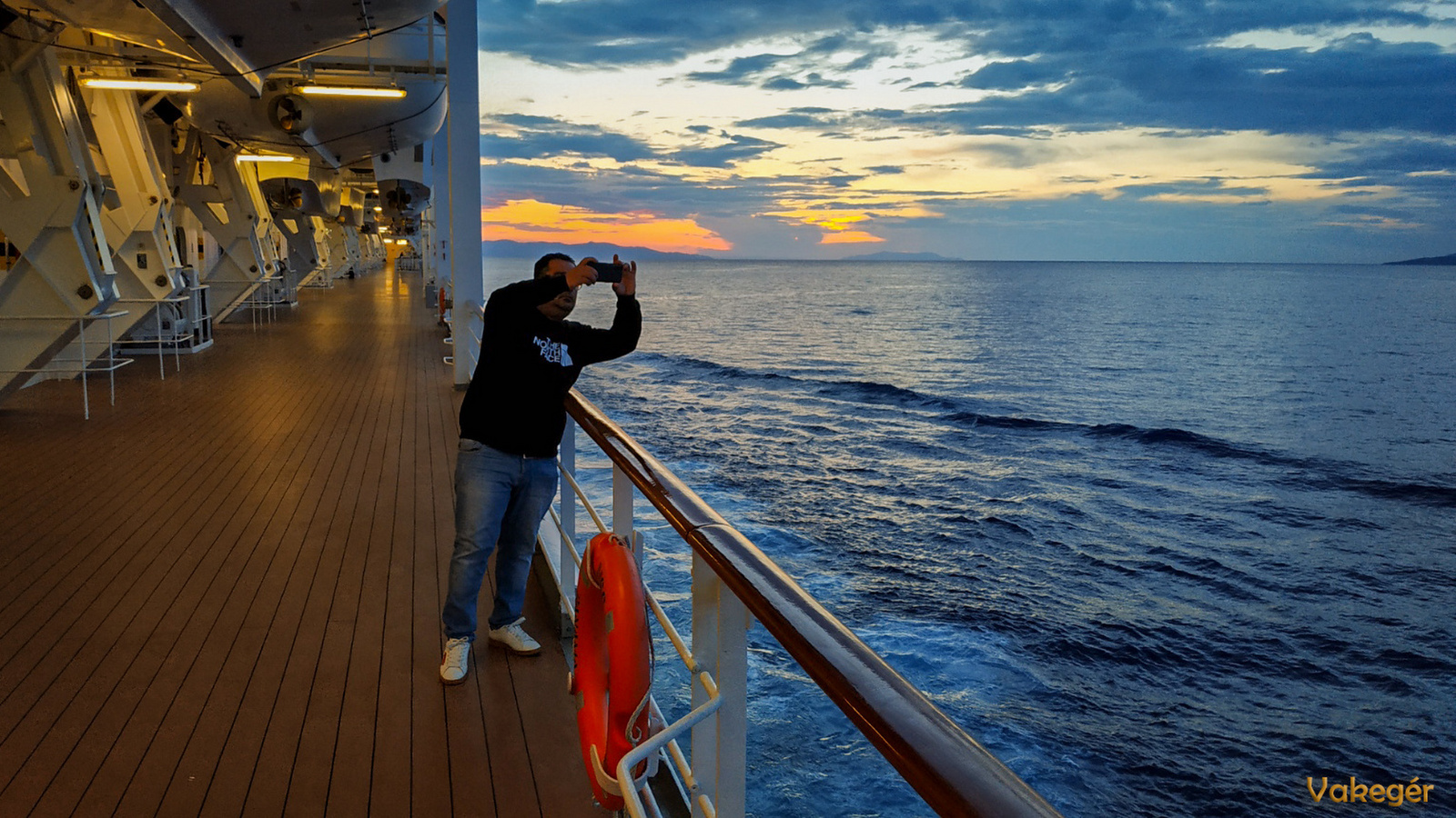 MSC Sinfonia - Deck 5 fedélzet - naplemente