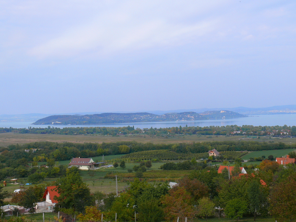 Zamárdiból a tihanyi-fésziget