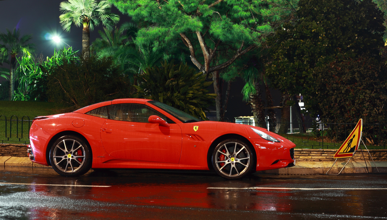 Ferrari California