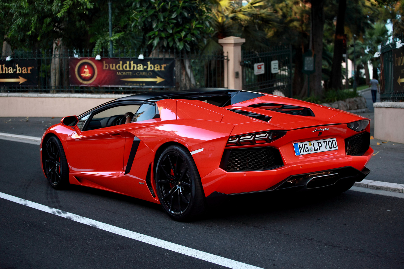 Lamborghini Aventador Roadster