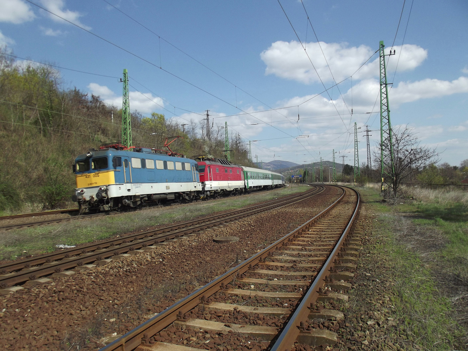 431 005 + 350 007 EC 272