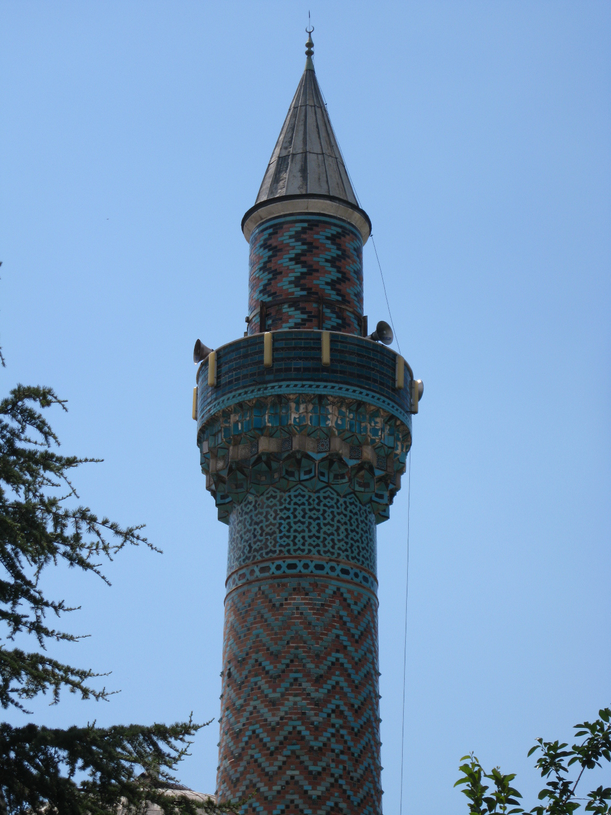 Iznik 016