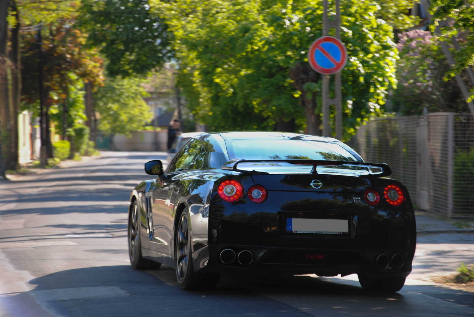 Nissan GT-R