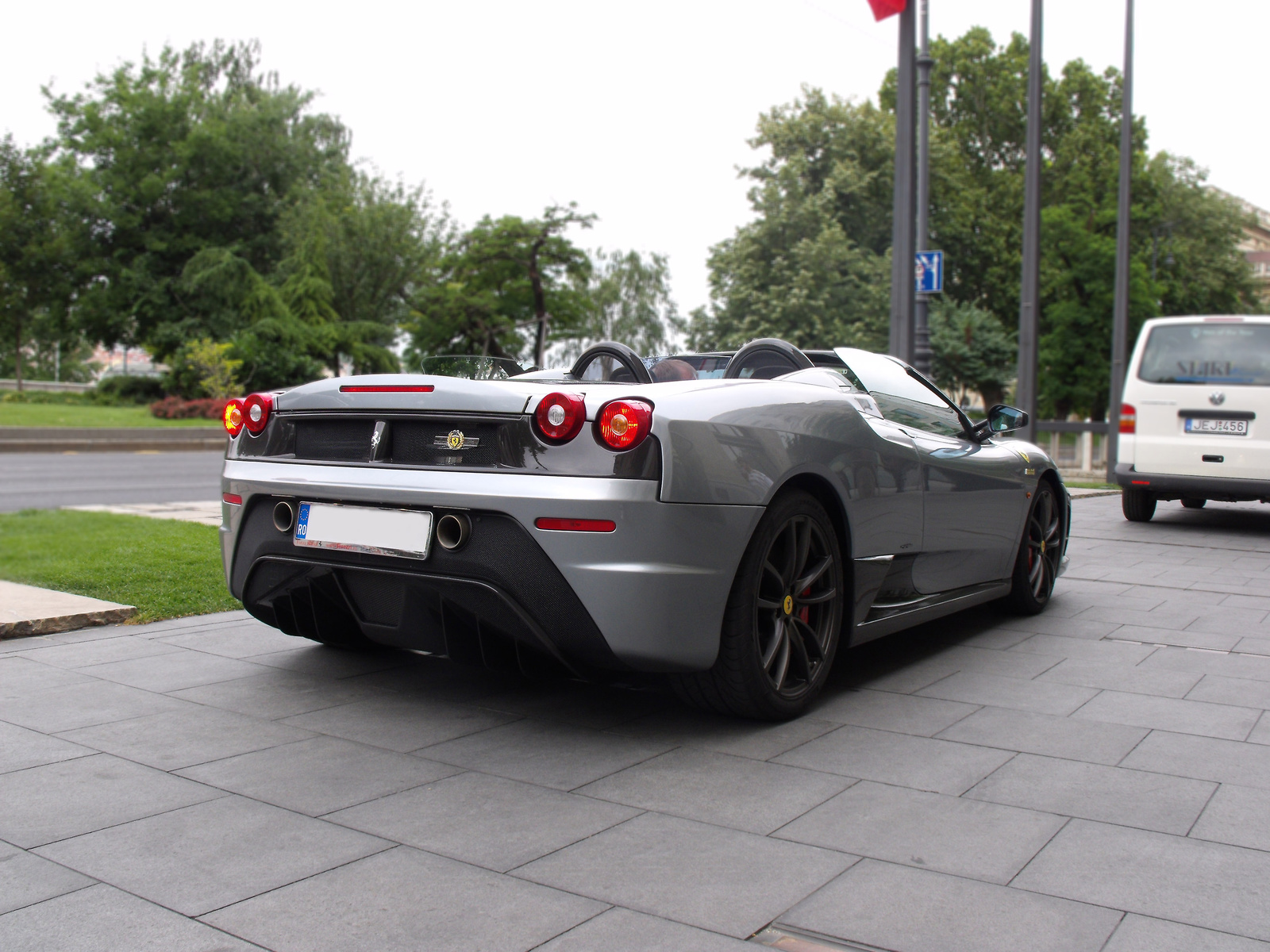 Ferrari F430 Scuderia Spider 16M