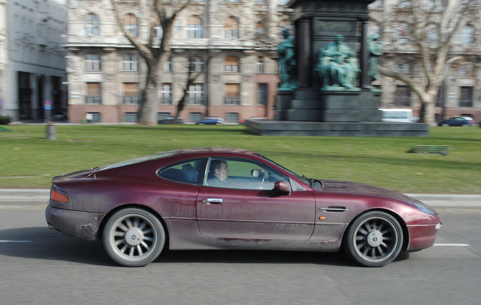 Aston Martin DB7