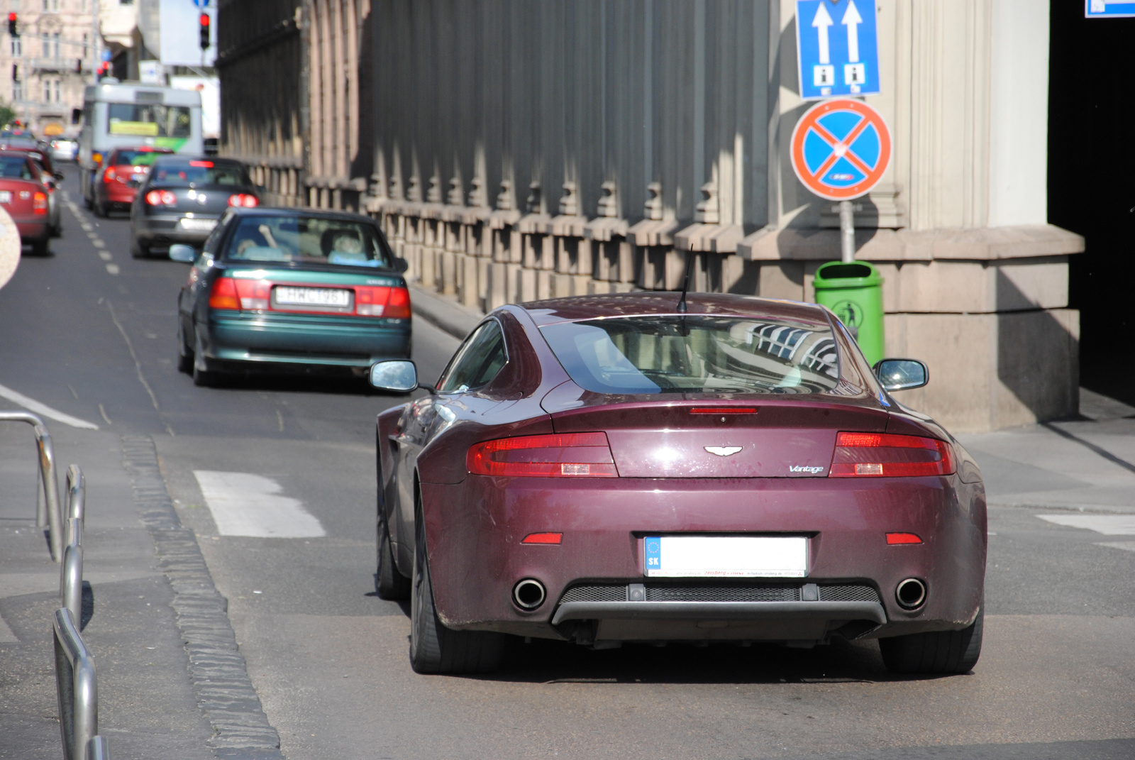 Aston Martin V8 Vantage