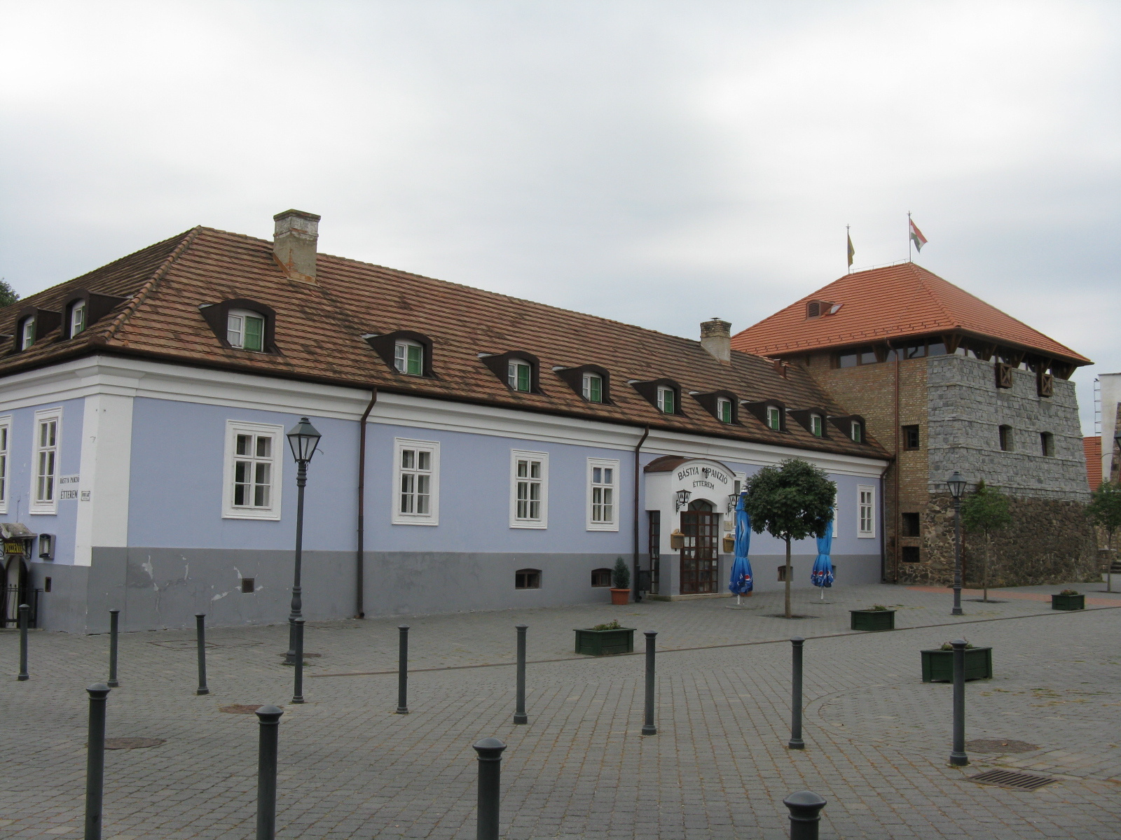 Bástya étterem