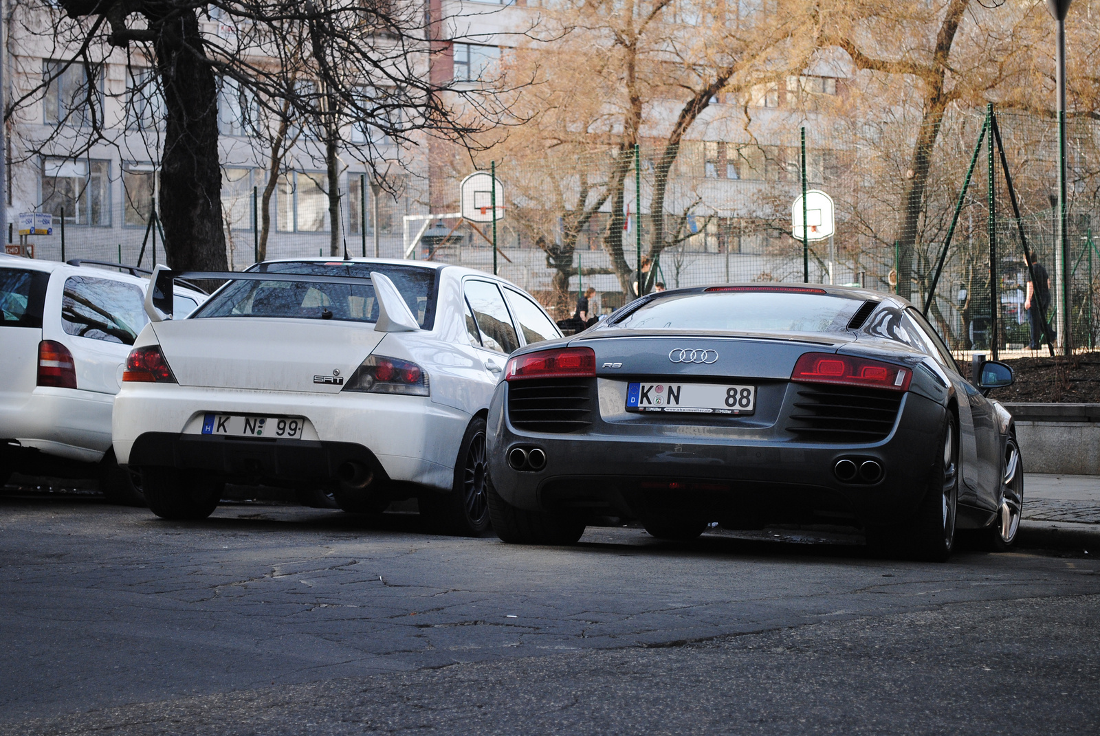 Audi R8 ésa Lánszer