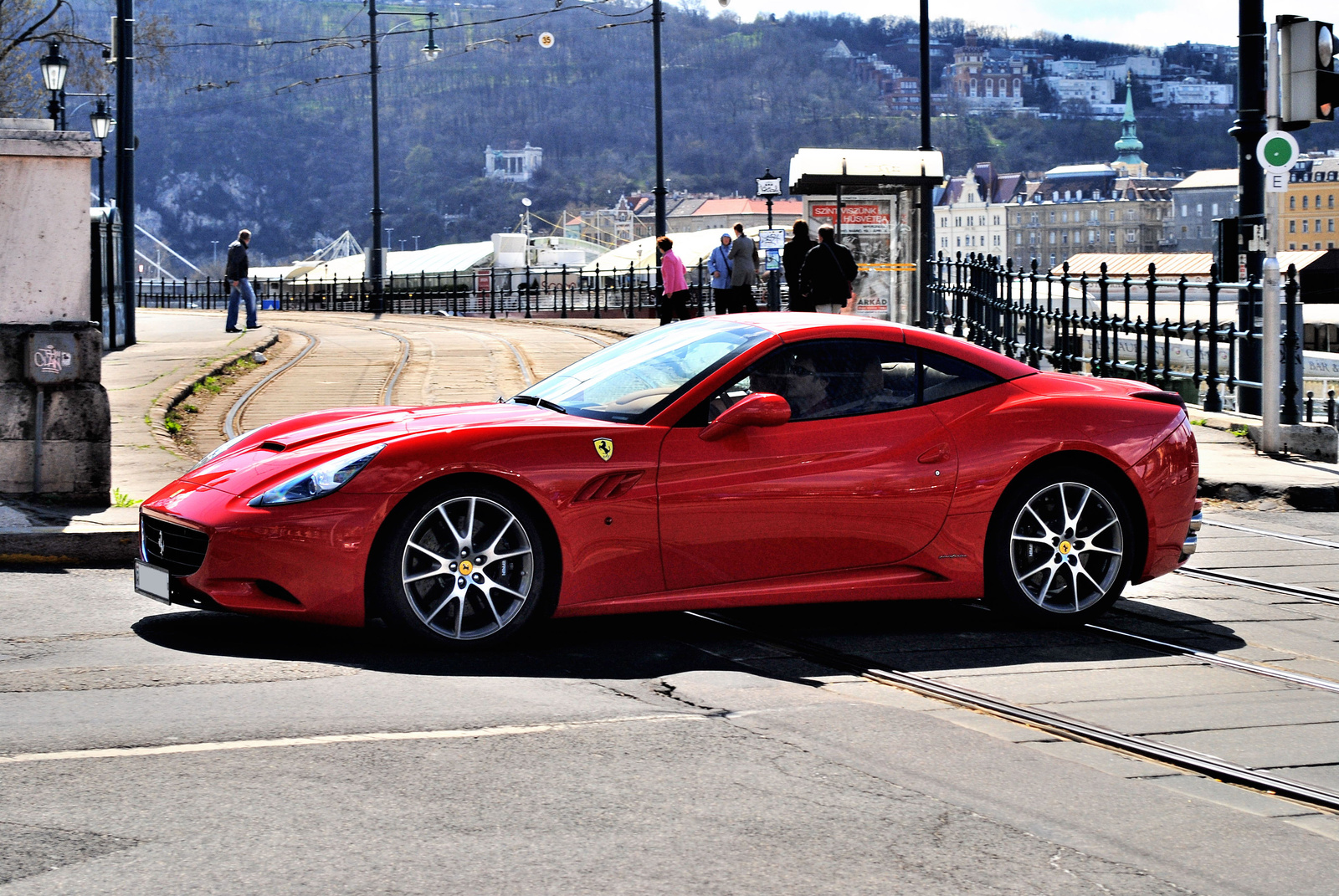 Ferrari California