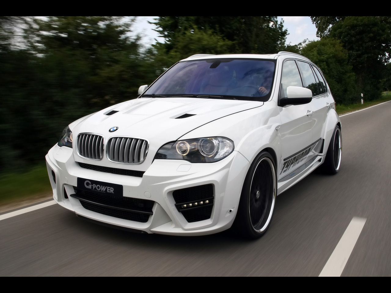 2010-G-Power-BMW-X5-Typhoon-RS-Front-Angle-Speed-1280x960