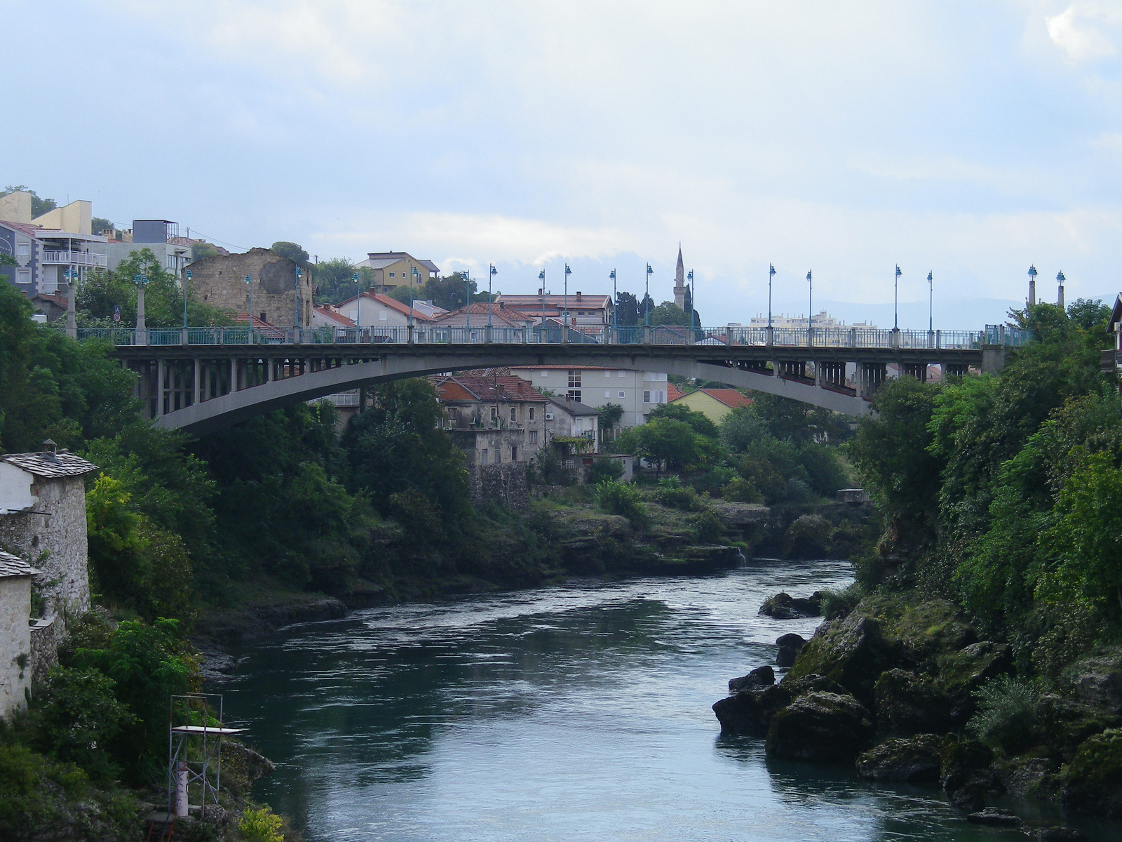 Mostar új híddal