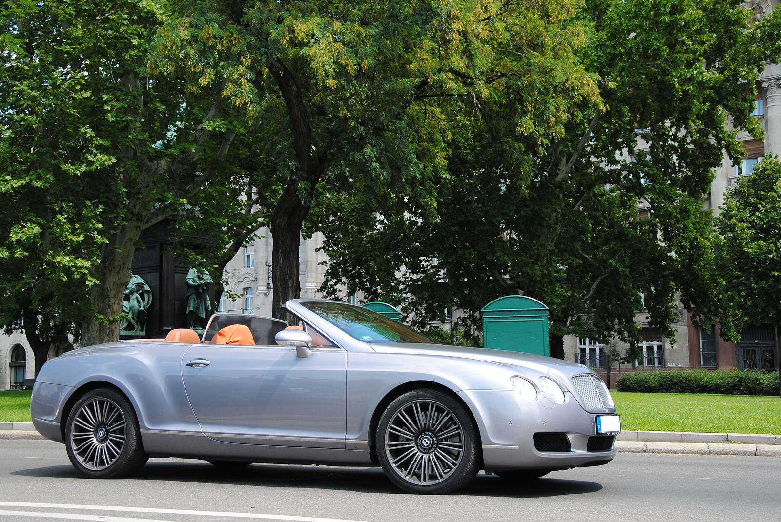 Bentley Continental GTC