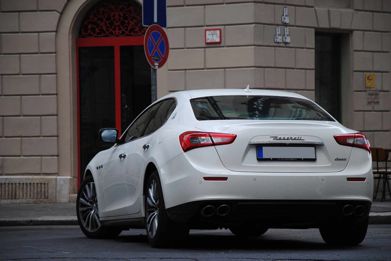 Maserati Ghibli 2013