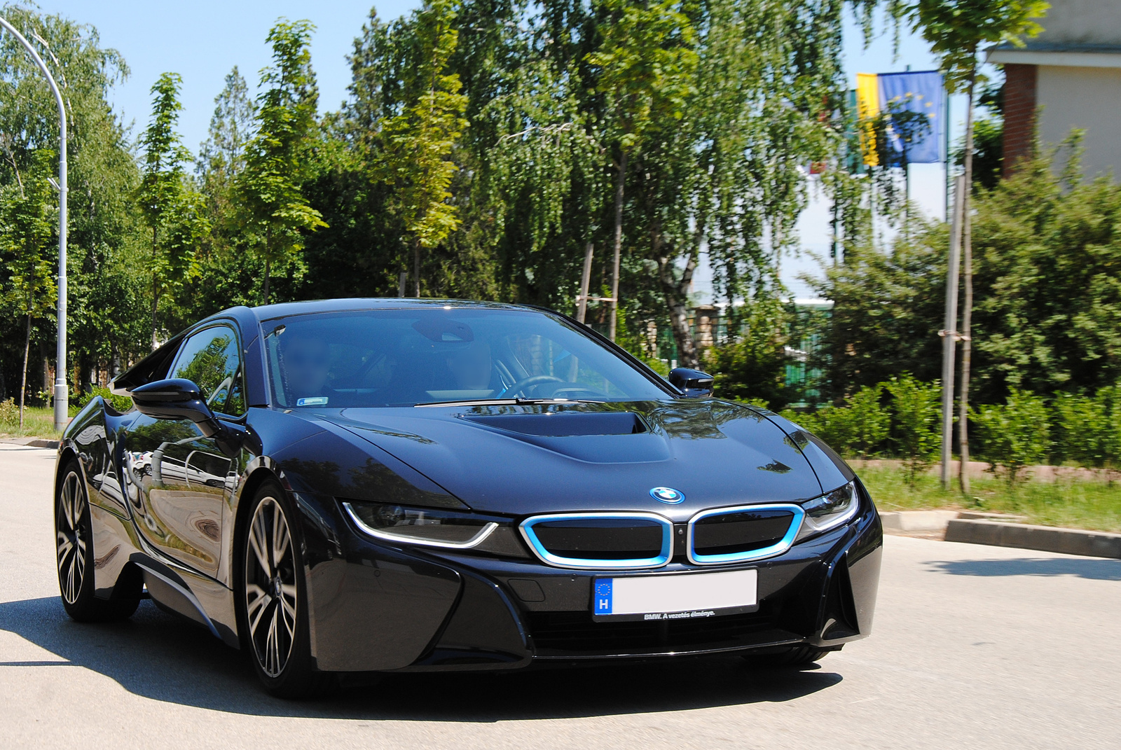 BMW i8