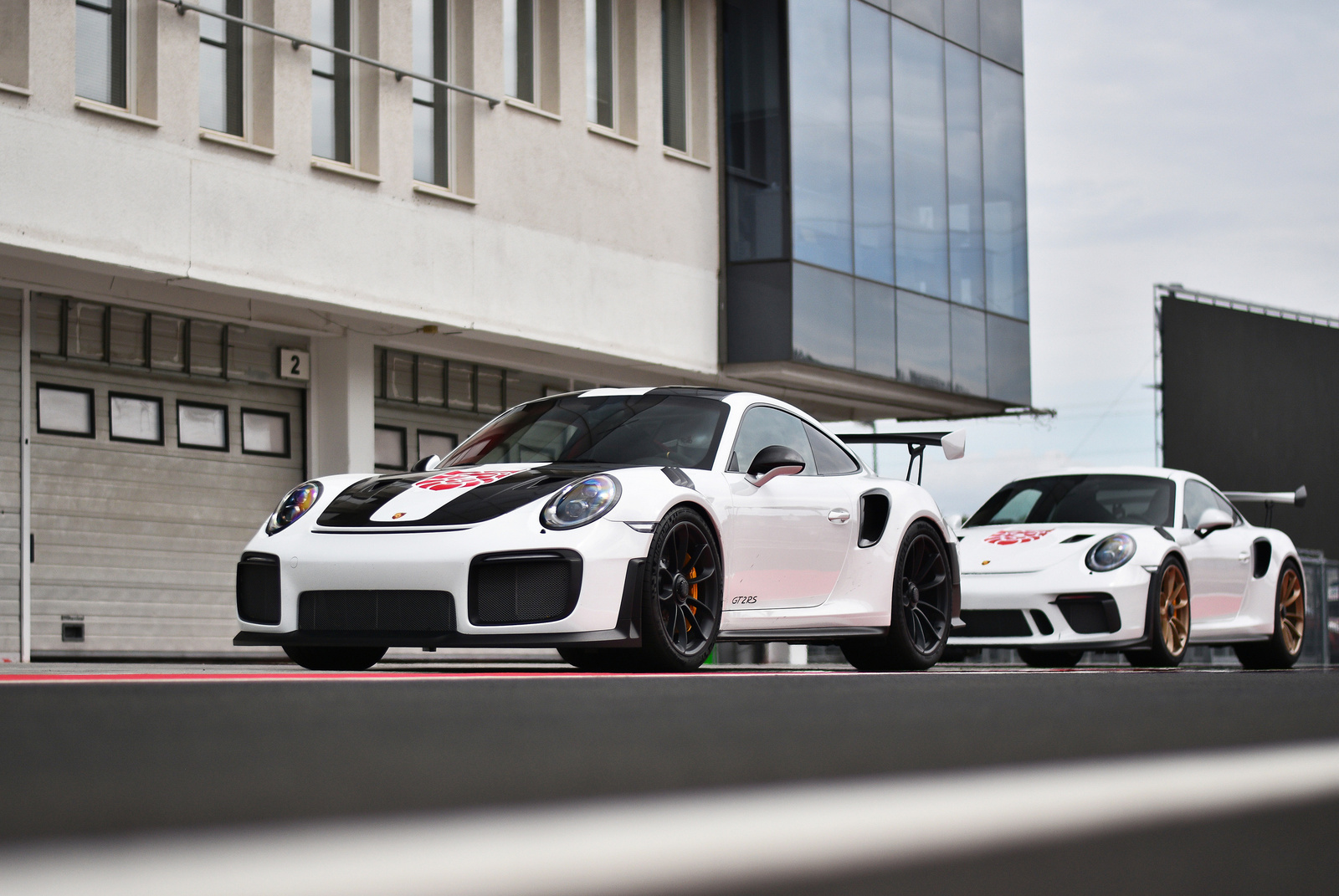 911 GT2 RS Weissach Package - 911 GT3 RS MkII
