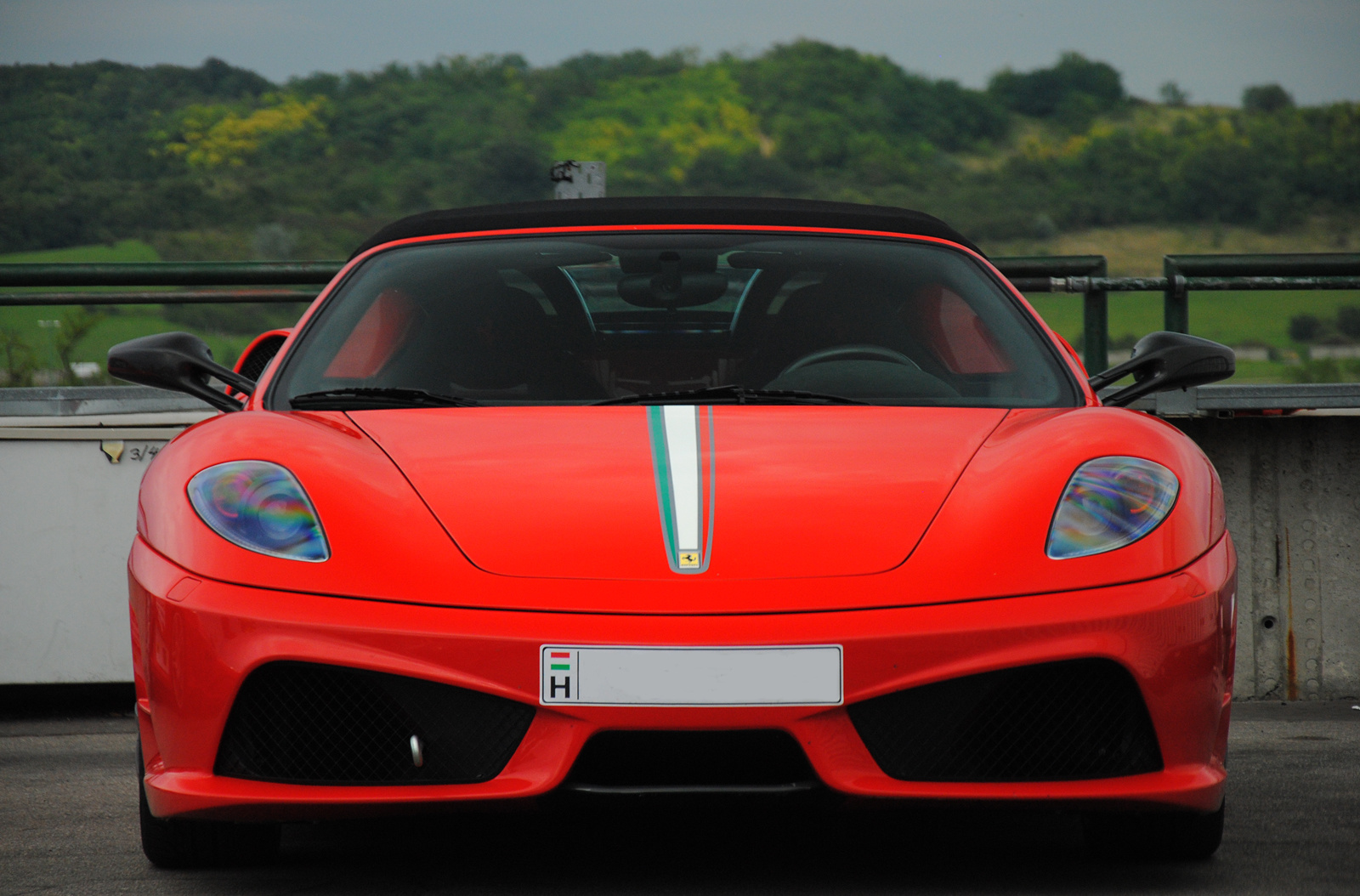 Ferrari Scuderia Spider 16M