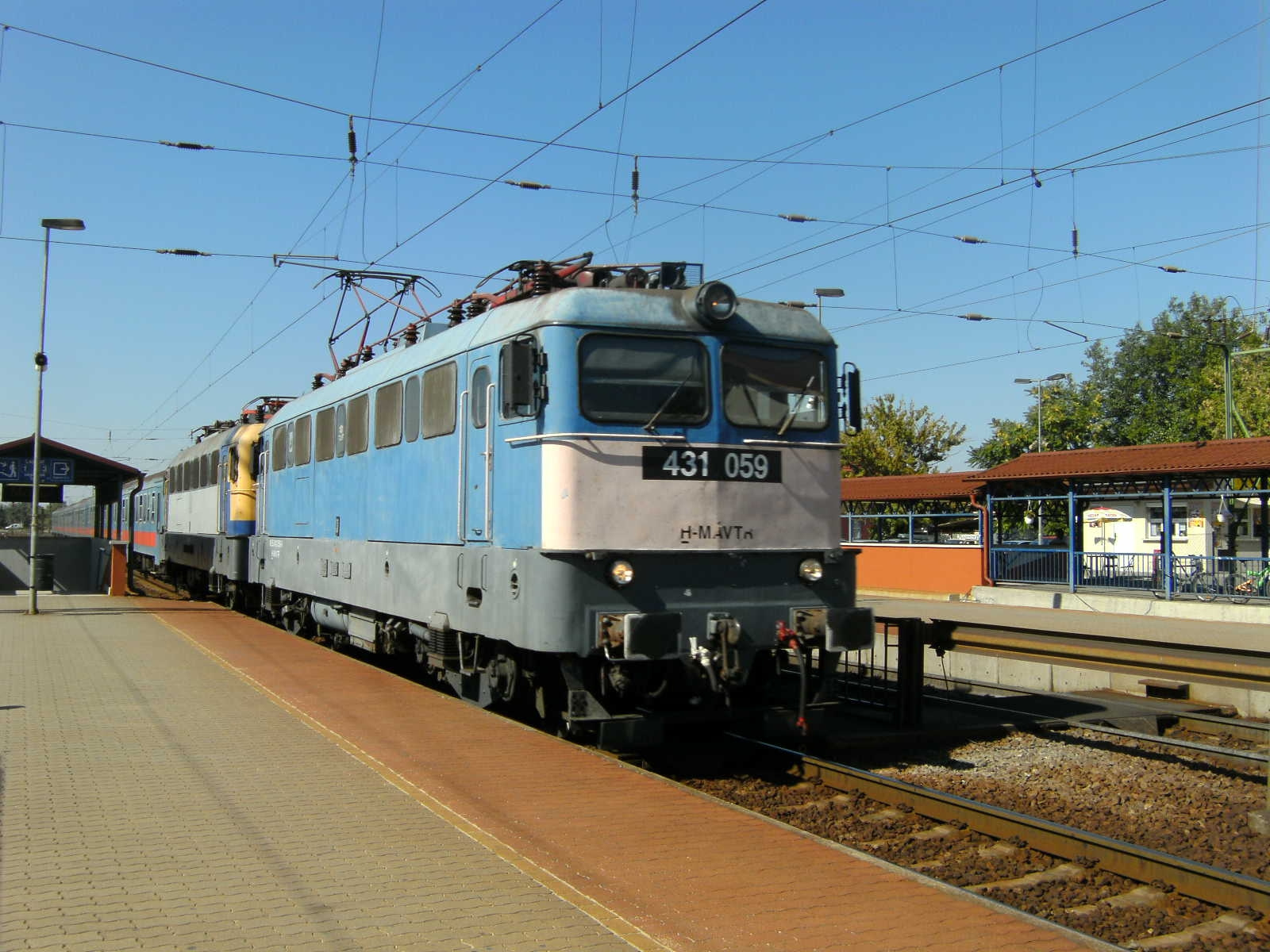 431 059+432 238