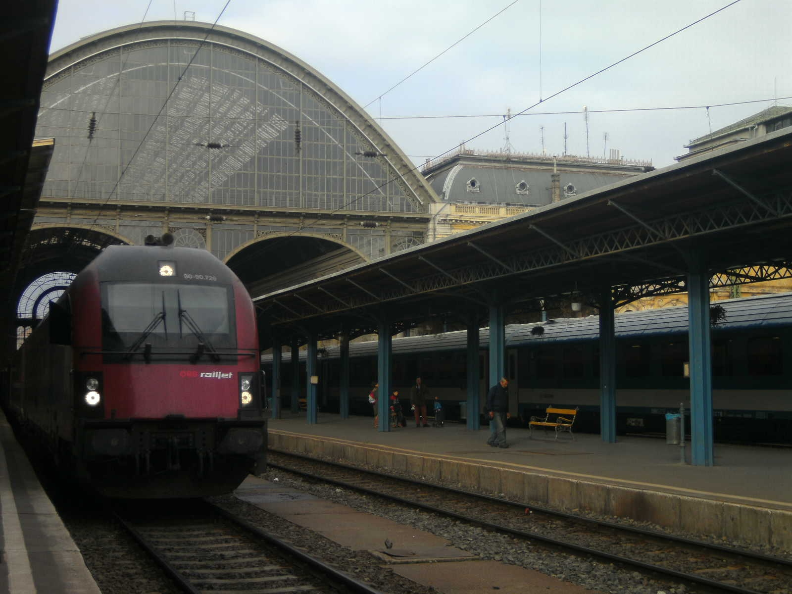 Railjet+keleti