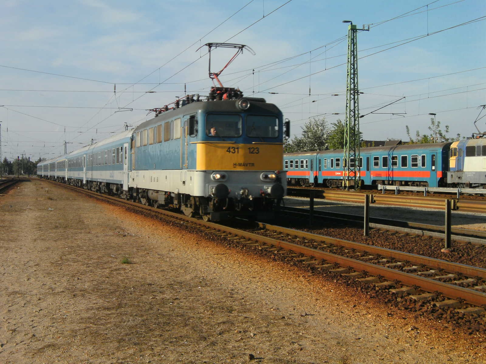 431 123 1szedő