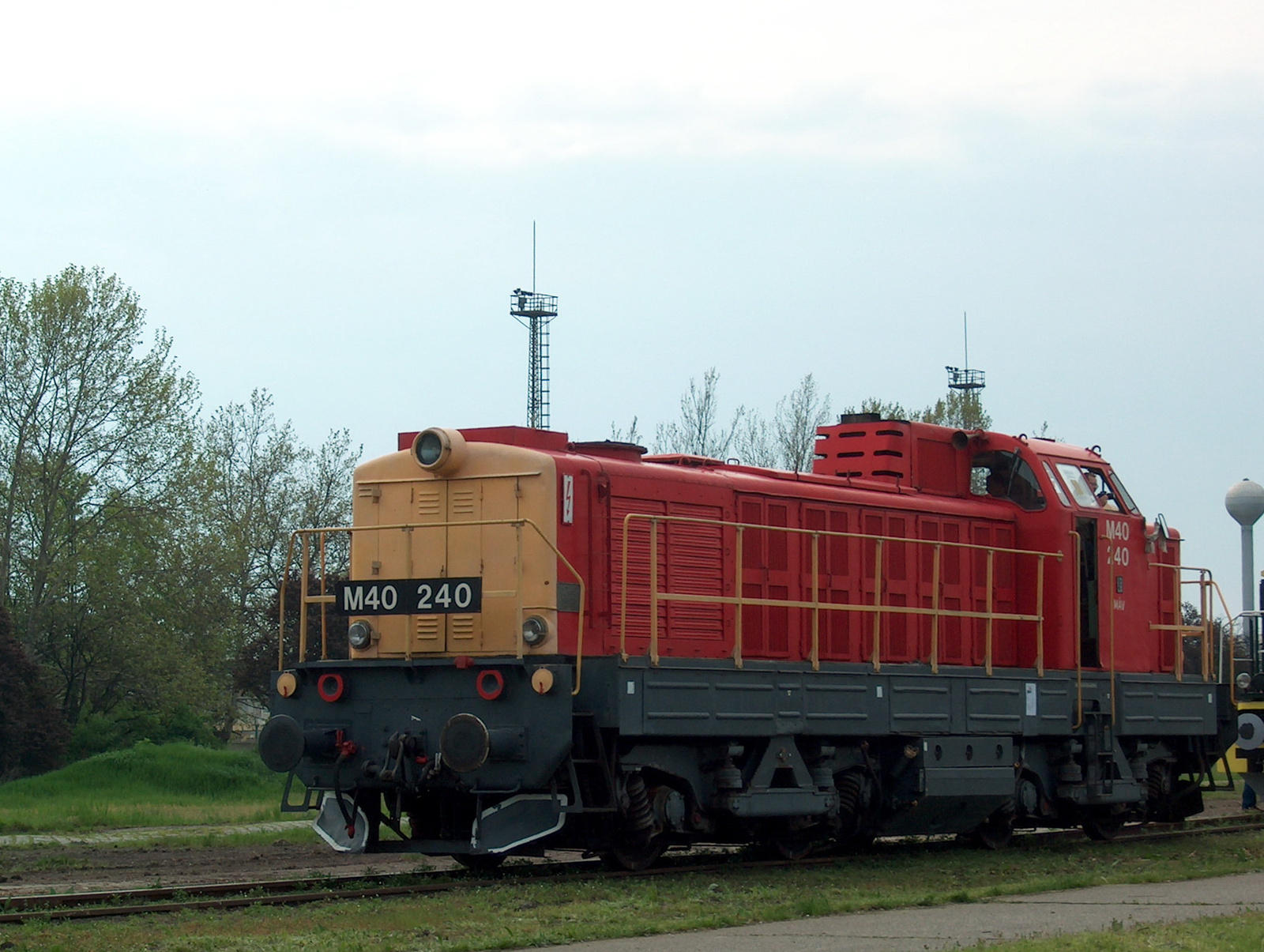 M40 240, Hatvan, 2004.05.01