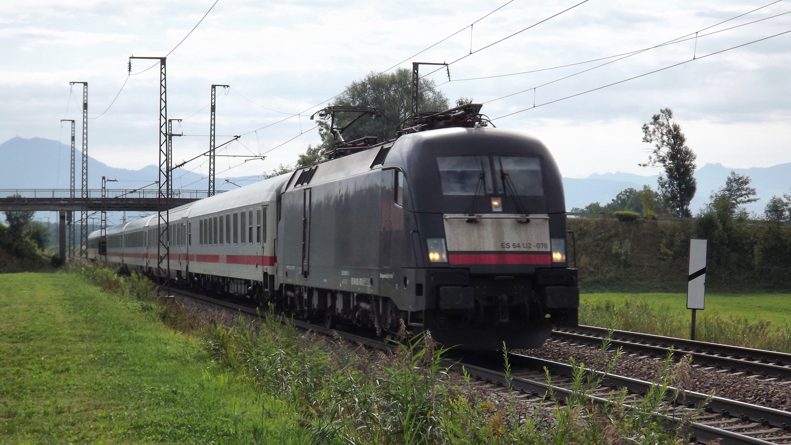 ES 64 U2-070, Freilassing, 2013.08.19.