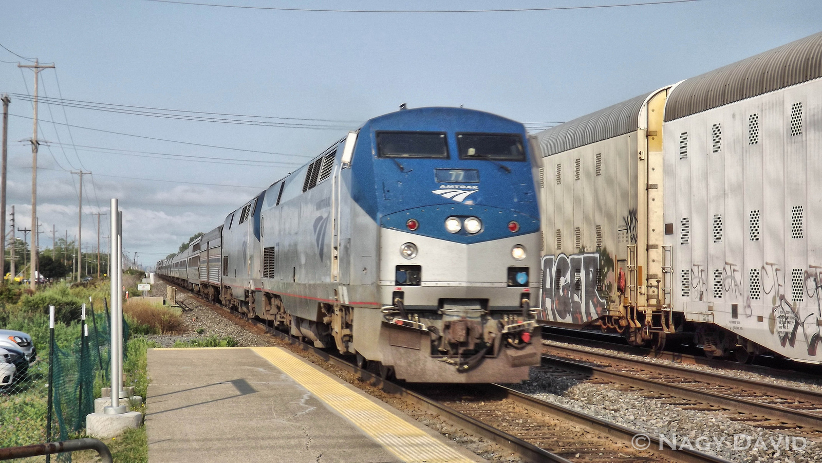 Amtrak 77