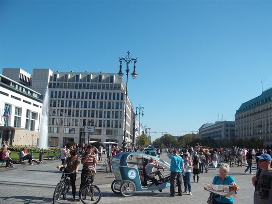 Berlin Unter den Linden 021