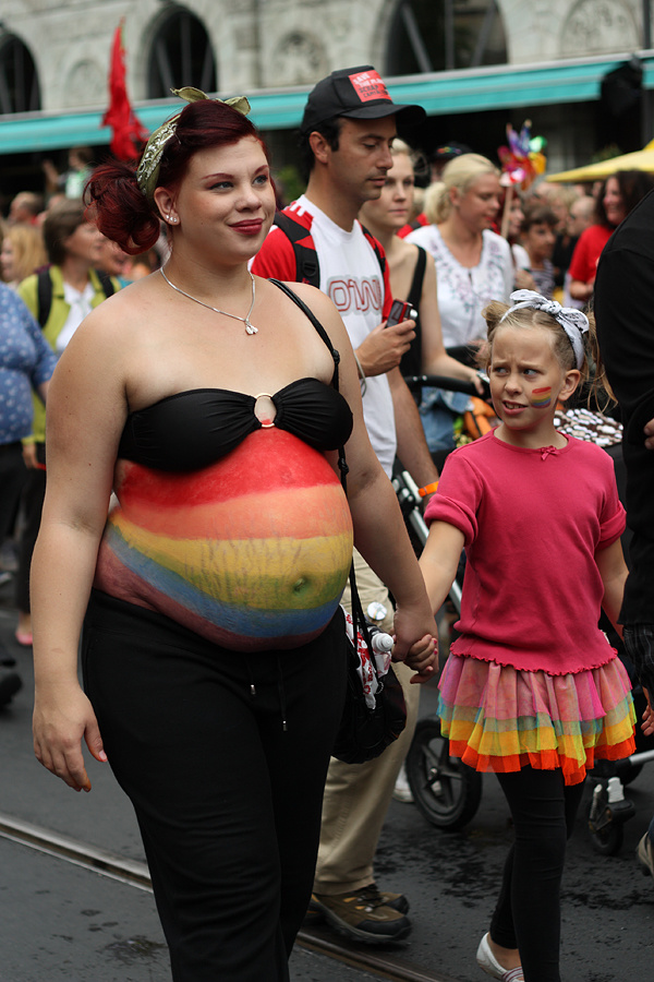 54 A Poronty anyukákra is gondoltam