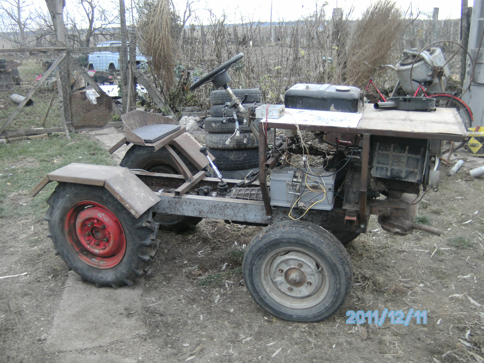 Traktor, sárvédő