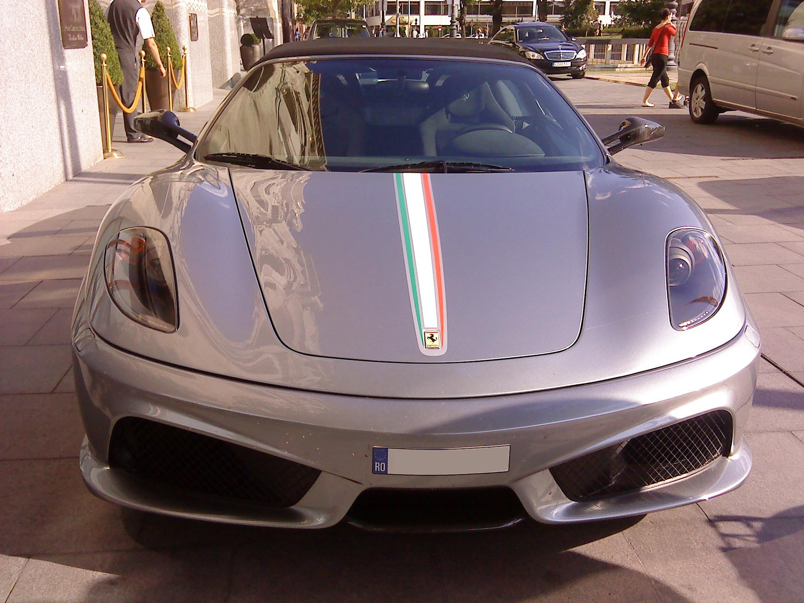 Ferrari Scuderia Spider 16M