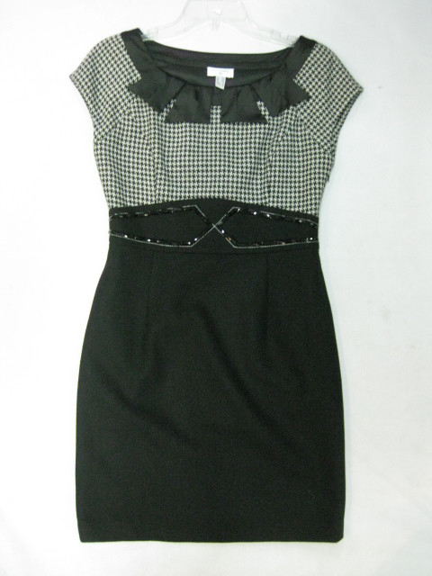 90924A-14 CHANEL BLACK WOOL DRESS SIZE 2 4 6 8 PRICE USD43