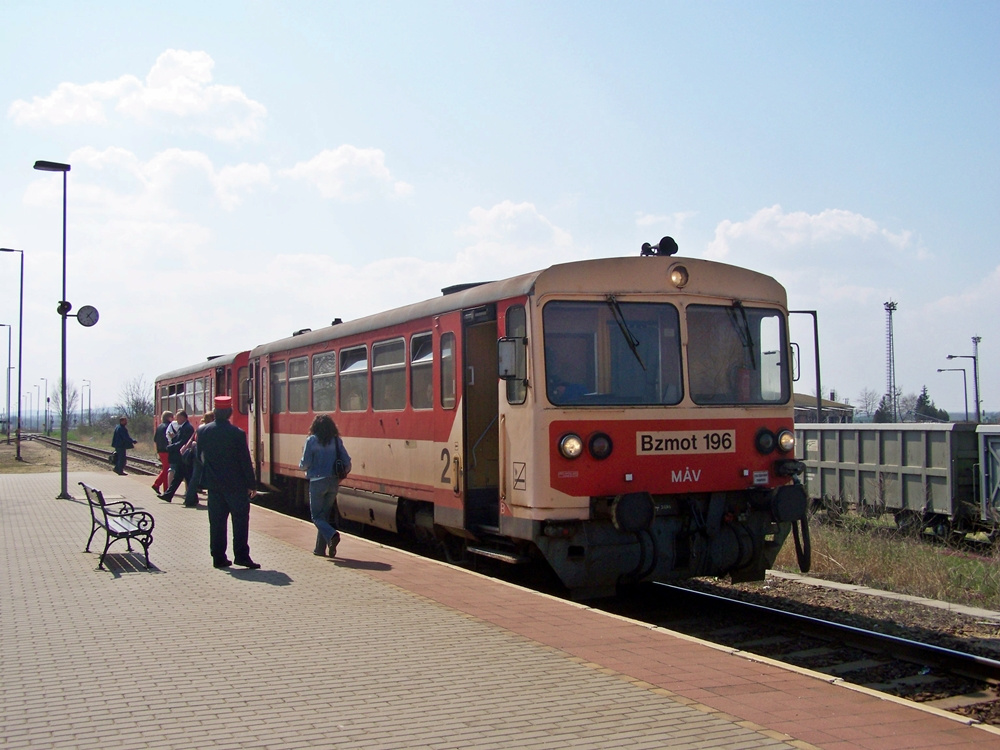 Bzmot - 196 Tolna-Mözs (2009.04.04).