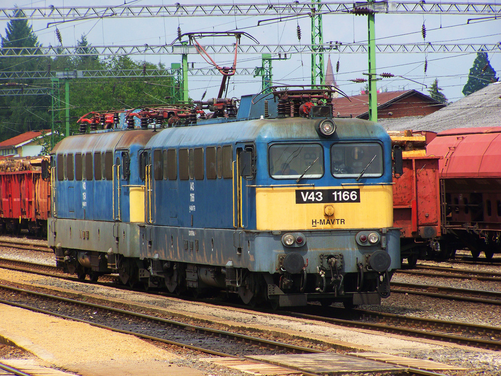 V43 - 1166 + V43 - 1154 Nagykanizsa (2009.06.27).