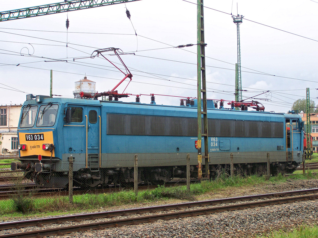 V63 - 034 Dombóvár (2010.09.27)01.